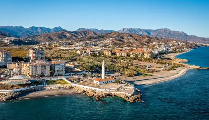Faro de Torrox Costa vista aérea