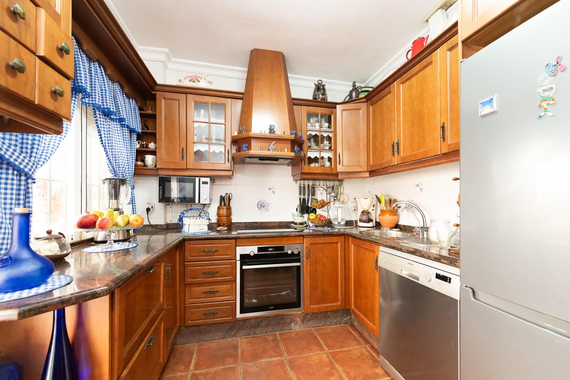  Semi-detached house for Sale in Rincon de la Victoria | 4 Bed | Beach 20m | Garage - 6
